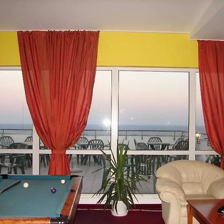 Alen Mak 7 Golden Sands